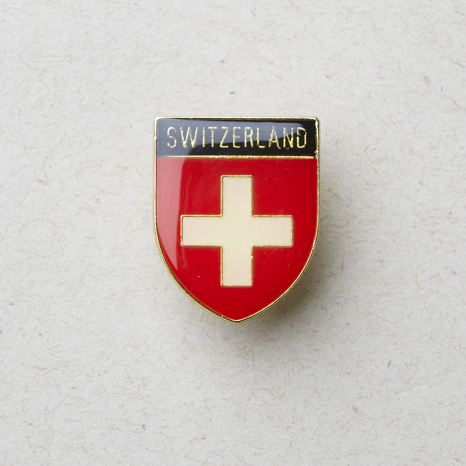 ecusson suisse pins